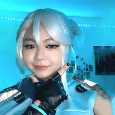 Cheveux courts en queue de cheval blanc argenté, perruque de cosplay Adult size blanc