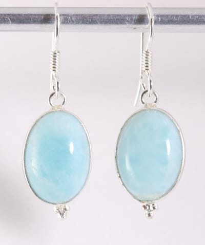 Zilveren oorbellen met larimar