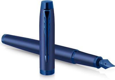 Parker IM Monochrome vulpen | blauwe inkt | blauwe afwerking en details | fijne punt | geschenkverpakking