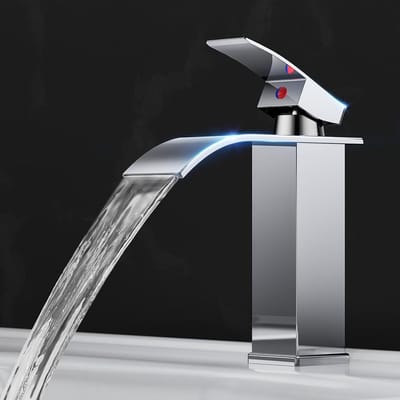 Moderne Mengkraan voor Badkamer met Waterval, Messing en RVS, Chroom Geplateerd (inclusief 60 cm Slang) - Stijlvolle Badkameraccessoires en Duurzaam Ontwerp