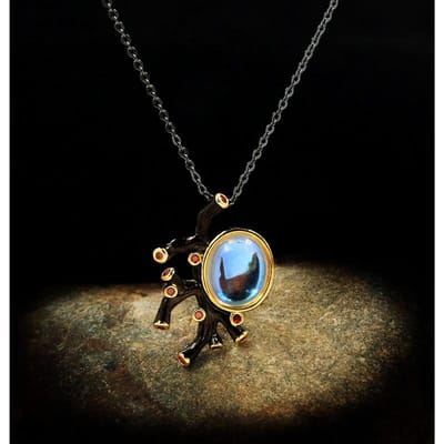 Collier Exagéré Lune Gemme Or Noir Bicolore Exagéré pour Femmes Européennes et Américaines black