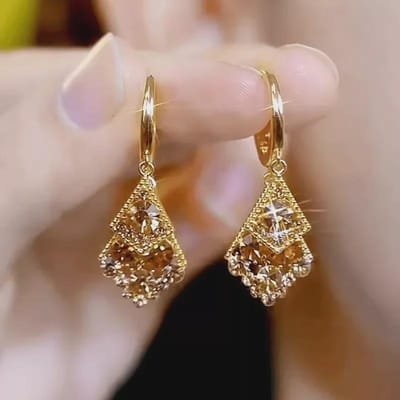 Elegante Gouden Franse Oorbellen Herfst/Winter Schitterende Diamant Mode brown