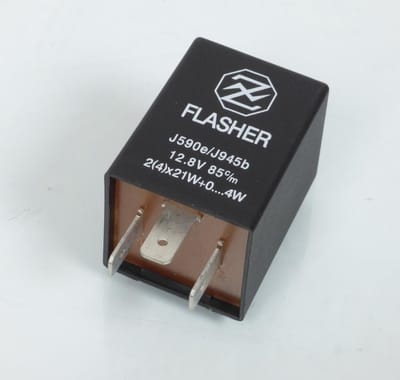 Centraal knipperlicht 3 polen 2(4) x 21W + 0,4W voor motor 208-016 / J590e/J945b