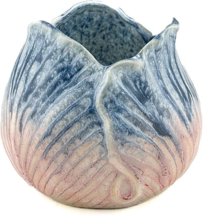 HomeBound by KY | Aardewerk vaas tulp blauw/roze | 12,7x12,5x11cm | bloemenvaas keramiek bloem