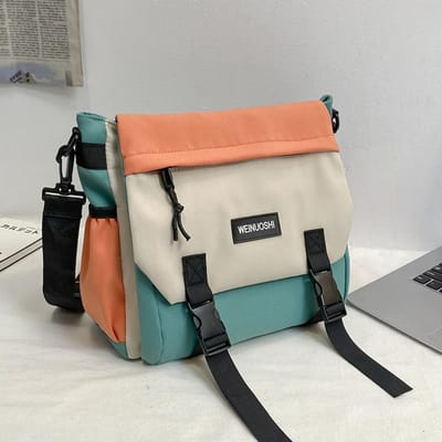 Zomertassen voor dames Nieuwe postmanstas met contrasterende kleuren Pendeltassen Kleine schoudertassen One-shoulder crossbodytassen brown