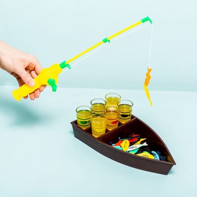 OOTB Vis drankspel met shotglaasjes