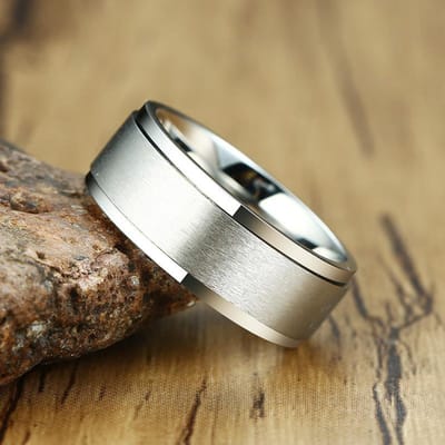 Vnox 6/8mm Zwarte Ring voor Mannen Vrouwen Groef Regenboog RVS Trouwringen Trendy Broederlijke Ringen Casual Heren Sieraden 7