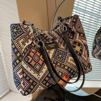 Etnische Stijl Hoge Capaciteit Commuter Canvas Tas voor Vrouwen Ins Class Veelzijdige Eén-schouder Draagtas black