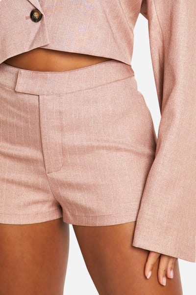 boohoo Dames Premium Pinstripe Tailored Hotpants | Rose | Maat: 6