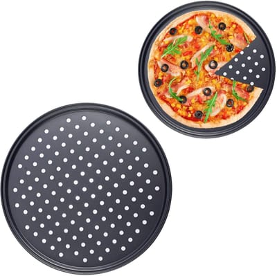 Dailygoods- Pizzaplaat Geperforeerd - Antiaanbaklaag - Koolstofstaal - Lichtgewicht - 24,5cm - Perfecte Vorm Behoudend - Pizza Pan