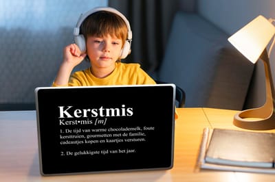 Laptop sticker - 12.3 inch - Kerstmis definitie - Quotes - Spreuken - Woordenboek - Kerst - 30x22cm - Laptopstickers - Laptop skin - Cover