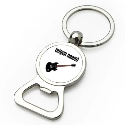 Akyol - zwarte elektrische gitaar met eigen naam flesopener - Gitaar - muziek liefhebbers - gitaristen - gitaar liefhebbers - verjaardag - cadeau - kado - 9 bij 3 cm
