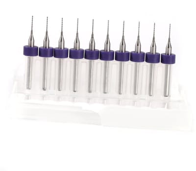 Dailygoods- Micro Boren 10 Stuks - HSS/Hardmetaal - Spiraal Fluit - Geschikt voor PCB's - Gebruiksvriendelijke Koffer - Snijkantdiameter 0,5 mm - Boorbits