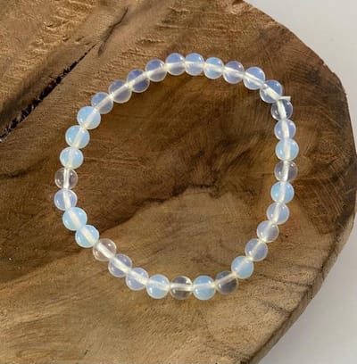 Opaliet armband 6 mm