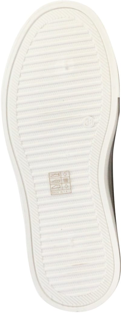 Sneakers met veters