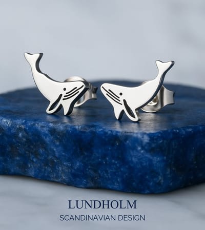Lundholm Oorknopjes Meisjes Walvis - Premium Stainless Steel - Zilver kleurige Dieren Oorbellen - Cadeautje Meisje - Luxe Geschenkverpakking