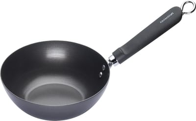 KitchenCraft World of Flavours Kleine Wok - Geschikt voor Inductie Koolstofstaal met Anti-Aanbaklaag 20 Centimeter