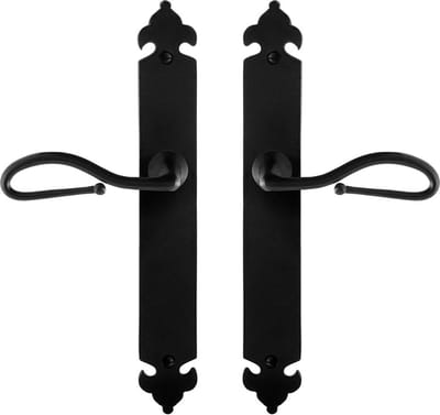 Deurkruk op schild - Smeedijzer zwart - Gietijzer - GPF - GPF6260.60 smeedijzer zwarte Deurklink Lumi op blind, 291x41x4mm