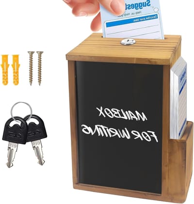 Houten suggestiebox voor donaties, loterij en gebed, met slot en gleuf voor veilig geld en opmerkingen