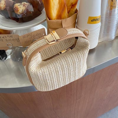 Zomerstro Geweven Kleine Tas Casual Dames Tas Vakantie Handgedragen Eénschouder Crossbody Tas Trend white