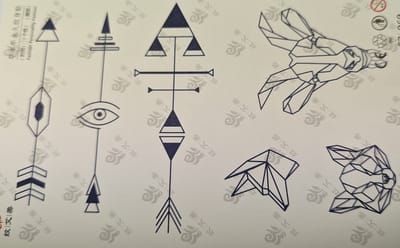 Semi-permanente tatoeage - Bijna original - Makkelijk in gebruik - Kool - Sexy - Waterbestendig - Mooie ontwerpen - Natuurlijk Veganistisch - Niet-toxisch – Duur tot 10 a 15 dagen - Door idereen te gebruiken.- 55