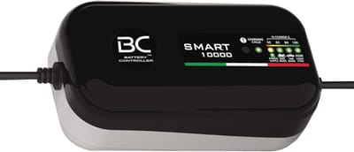 Acculader 12V met Automatische Temperatuurcompensatie en 4 Laadprogramma's voor Autobatterijen en Motorfietsen