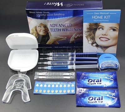 Tanden Bleken - Tandbleek Set - Tandenbleekset - Tandbleekset Premium - Tanden Bleekset - Tandbleekset Premium - 3D LED - Zonder Peroxide - 3 Gelspuiten - Veilig - Thuis bleken - Witte Tanden - Professionele Teeth Whitening - Tandenbleek set