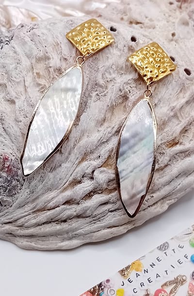 Jeannette-Creatief® - IBIZA Beach - Parelmoer Schelp - Oorhangers - Oorbellen - Schelpen -Bohemien - IBIZA Chic – Boho Chic – Bohemian – Bohemien - Ibiza Style - IBIZA Chic – Boho Chic – Bohemian – Bohemien - Boho Chic – Mermaidcore