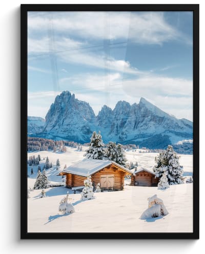 Poster in lijst - Fotolijst 50x70 cm - Posters - Winter - Huisje - Bergen - Uitzicht - Sneeuw - Posterlijst zwart - Decoratie - Wanddecoratie woonkamer - Muurdecoratie slaapkamer