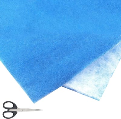 Filtermat G4 Blauw en Wit 1 x 1 m met Zwarte Schaar - Universele Vervangingsfilter voor Ventilatie, Stoffilter en Extractor Kap