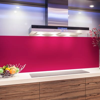 Decoratieve zelfklevende vinylsticker op rol per meter - Wasbare, waterdichte sticker voor keukenmuren en meubels - 60 cm x 4 m - Fuchsia