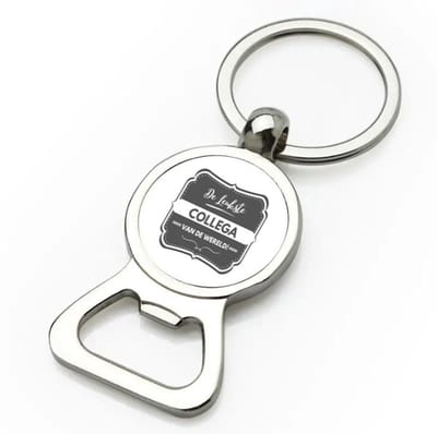 Akyol - de leukste collega flesopener - Collega - beste collega - werk - afscheidscadeau - verjaardagscadeau - kado - 9 bij 3 cm