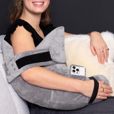 Postoperatief schouderkussen met tas, rotatormanchet om te slapen, na de schouderoperatie, slaapkussen met rotatormanchet, herstelaccessoires