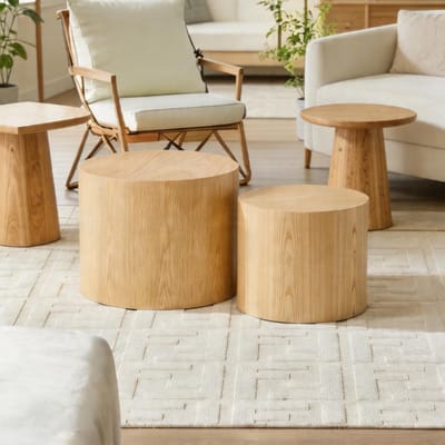 KOMHTOM - Set van 2 ronde nesttafels - waterafstotend & kromtrekvrij - Natuurlijk essenhout / zwart / walnoot - ruimtebesparend - geen montage nodig - Ø48x38 + Ø38x32 cm