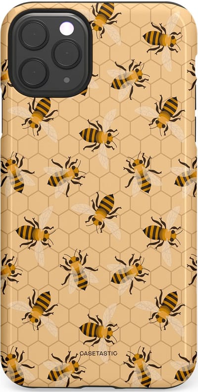 Casetastic Hoesje Geschikt voor Apple iPhone 11 Pro Max - Stijlvolle Beschermende Duo-layer Case - Zomer Bijen Look