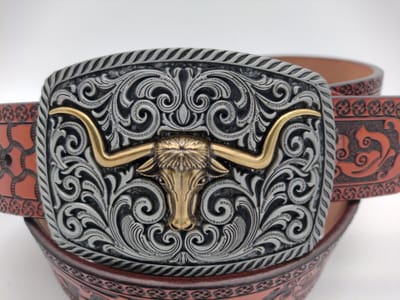 RR22-85.br.120 : goudkl Texas Longhorn op tin/loodkleurig Buckle, bruin Leren Riem, Flower deco, 120cm