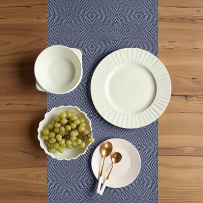 ABAKUHAUS – Geometrische Tafelloper – 40x180 cm, Donker Indigo/Wit