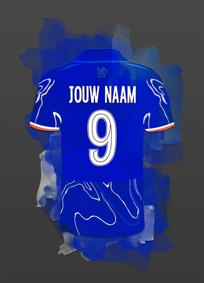 Chelsea ingelijste poster met personalisatie - Met eigen naam en rugnummer - A2 formaat - 42x59.4 cm - Semi/ glossy papier - Voetbal shirt poster - Geïnspireerd op de kleuren van Chelsea en een beetje fantasie