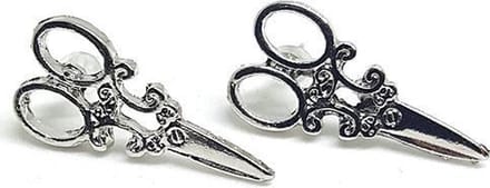 Schaar oorbellen kleur zilver, leuk voor kapper