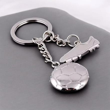 Sleutelhanger Voetbalschoen / Voetbal ( 8.5 x 3 cm )
