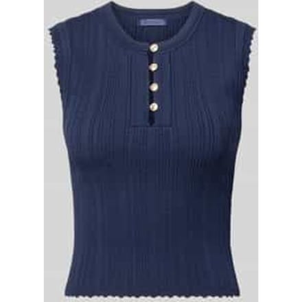 Tricottop in ajourtricot met korte knoopsluiting
