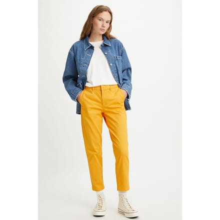 Levi's Essential Chino Orange Taglia: W24L29 | Pantaloni chino Outlet | Donna | Arancione