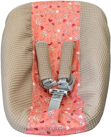 Stokke Tripp Trapp zand ecru beige taupe hartjes zalm
