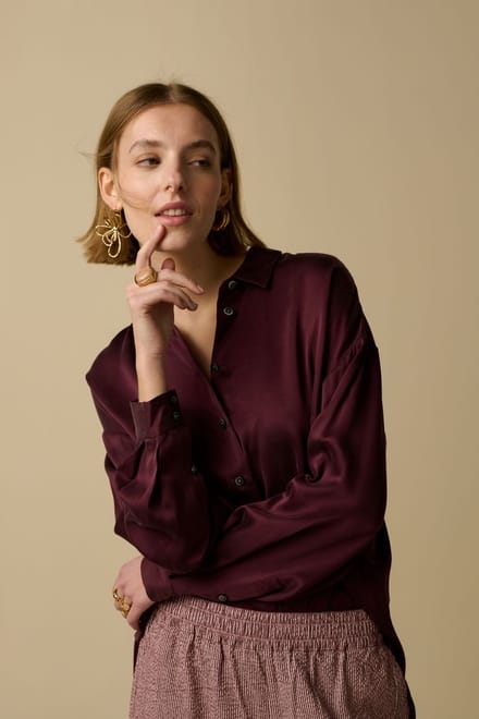 Sissy-Boy - Gold plated oorbellen met opengewerkte bloem