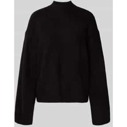 Gebreide pullover met opstaande kraag en extra brede schouders