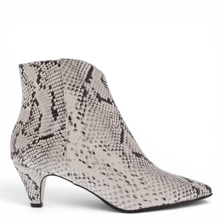 Noë Shoes Nirim Enkellaars White-Black