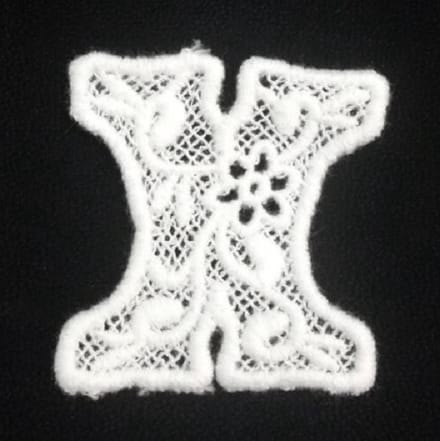 Kanten Applicatie Alfabet - 4,5 CM hoog - Wit Kant - Letter X