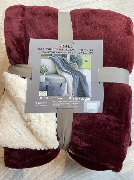 Plaid Microfiber Grand LUXE Imitatie schaap 150x200 bordeaux fleece deken