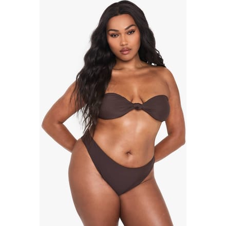 boohoo Dames Plus Swimwear Essentials Bandeau Bikini Top | Chocoladebruin | Maat: 46