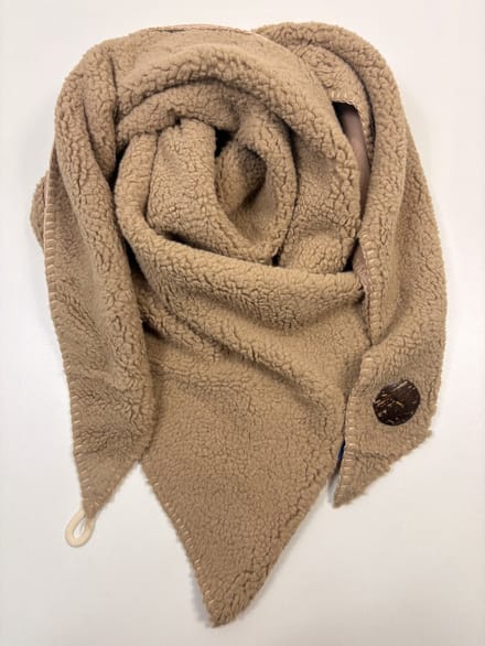 Driehoek winter Sjaal, Teddy van dik materiaal met knoop